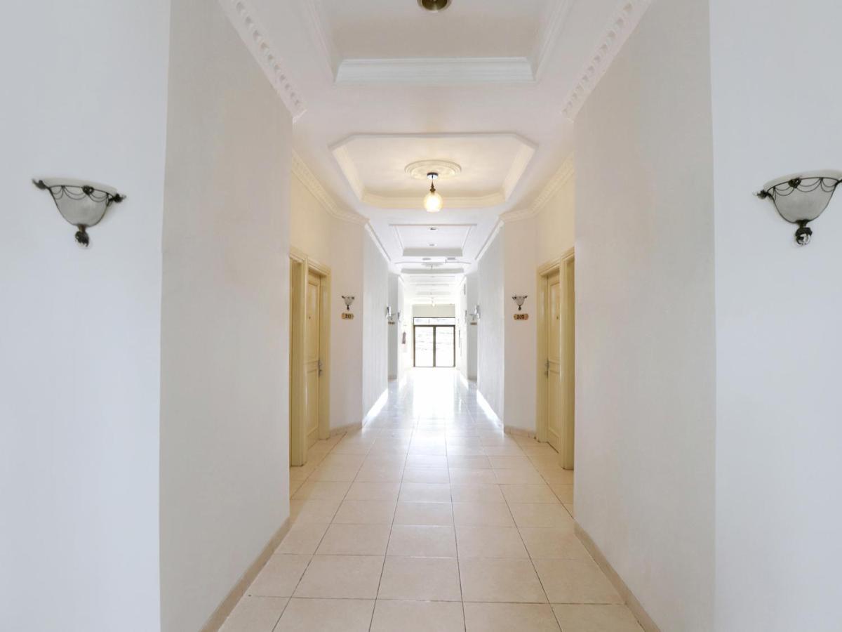 Capital O 297 45 Residence Джакарта Экстерьер фото